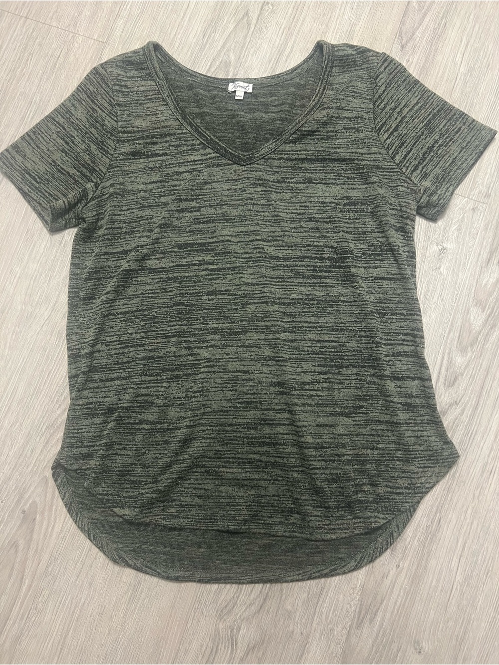 Kismet Olive Heathered V-Neck Short Sleeve Tee